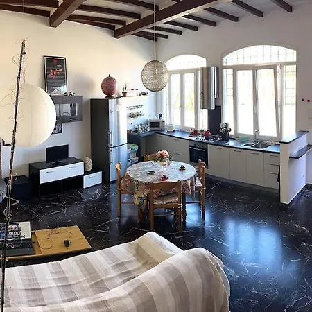 Lucca, Q-essence Διαμέρισμα Λούκα